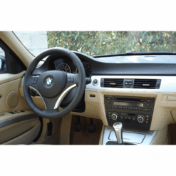 Näide auto BMW 3. seeria E90 / E91 / E92 / E93 originaalraadio ja armatuurlaua fotost sobivuse kontrollimiseks