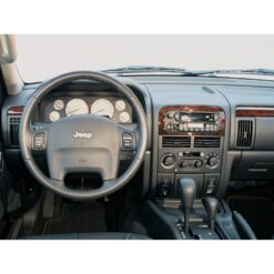 Näide auto Jeep Grand Cherokee originaalraadio ja armatuurlaua fotost sobivuse kontrollimiseks