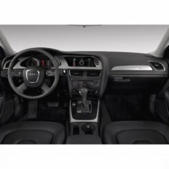 Näide auto Volkswagen Touran originaalraadio ja armatuurlaua fotost sobivuse kontrollimiseks