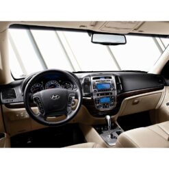 Näide auto Hyundai Santa Fe originaalraadio ja armatuurlaua fotost sobivuse kontrollimiseks
