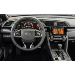 Näide auto Honda Civic originaalraadio ja armatuurlaua fotost sobivuse kontrollimiseks