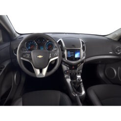 Näide auto Chevrolet Cruze originaalraadio ja armatuurlaua fotost sobivuse kontrollimiseks
