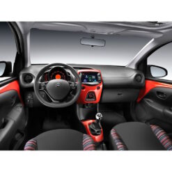 Näide auto Peugeot 108 / Toyota Aygo / Citroën C1 originaalraadio ja armatuurlaua fotost sobivuse kontrollimiseks