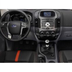 Näide auto Ford Ranger originaalraadio ja armatuurlaua fotost sobivuse kontrollimiseks