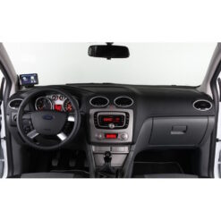 Näide auto Ford Focus originaalraadio ja armatuurlaua fotost sobivuse kontrollimiseks