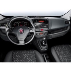 Näide auto Fiat Doblò / Opel Combo originaalraadio ja armatuurlaua fotost sobivuse kontrollimiseks