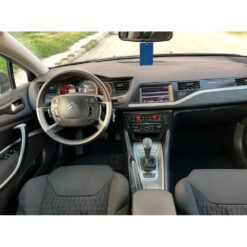 Näide auto Citroën C5 originaalraadio ja armatuurlaua fotost sobivuse kontrollimiseks